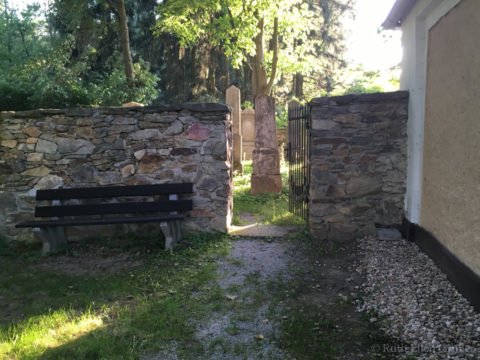 Entrance to the Cernovice CZ Jewish cemetery