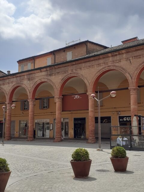 The Old Synagogue is in the raised section above the roofline. Photo: Carpi municipality