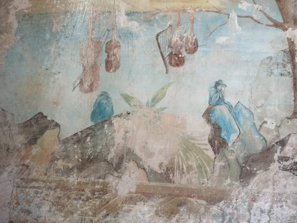 One of the recently discovered murals in the Beit Midrash, Illinois. Photo courtesy of Vitalii Kamozin