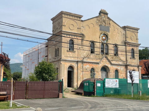 Restoration work, Seini synagogue July 17 2024
