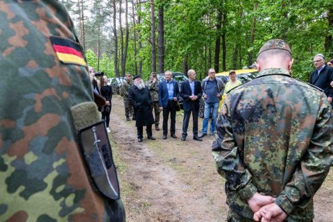 VIPs at the clean-up of the Jewish cemetery in Merkinė. Photo courtesy of Sergey Kanovich