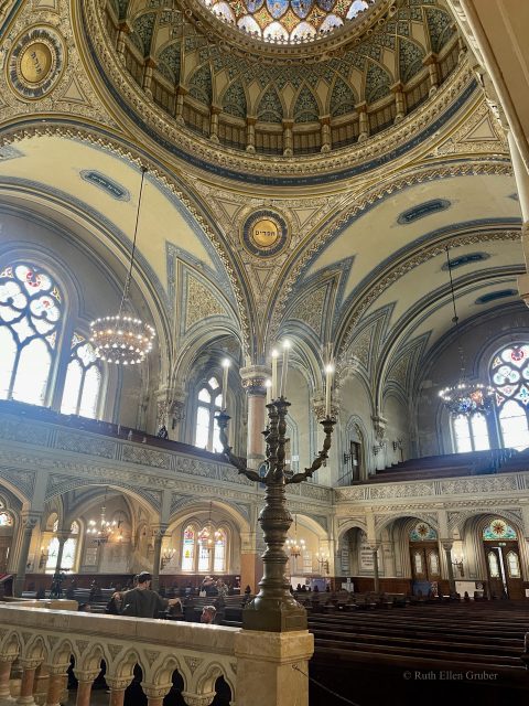 Interior of the New Synagogue in Szeged, hungary, designed by Lipot Baumhorn